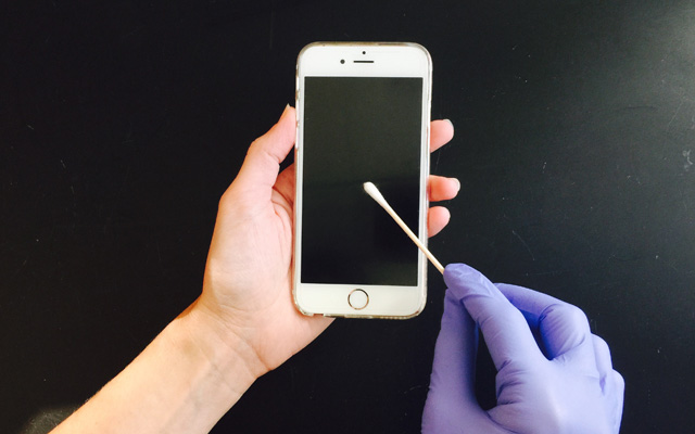 What Molecules You Leave on Your Phone Reveal About Your Lifestyle