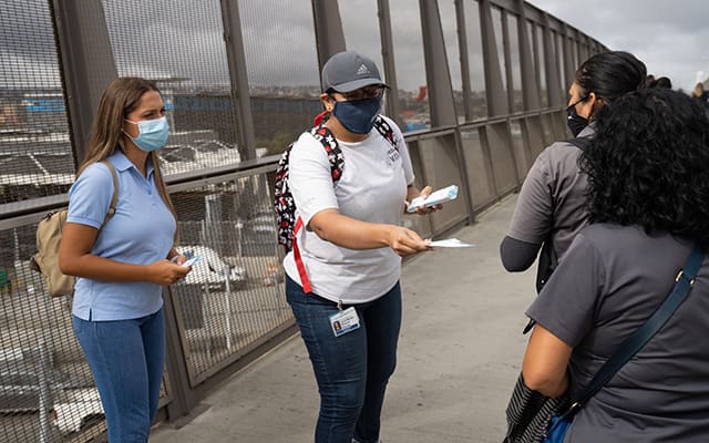 Pedro Martínez helps in the Dominican against the pandemic Líder en deportes