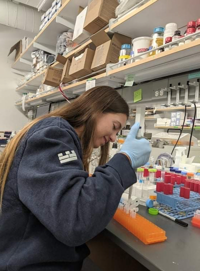 Anna Tifrea in Lab