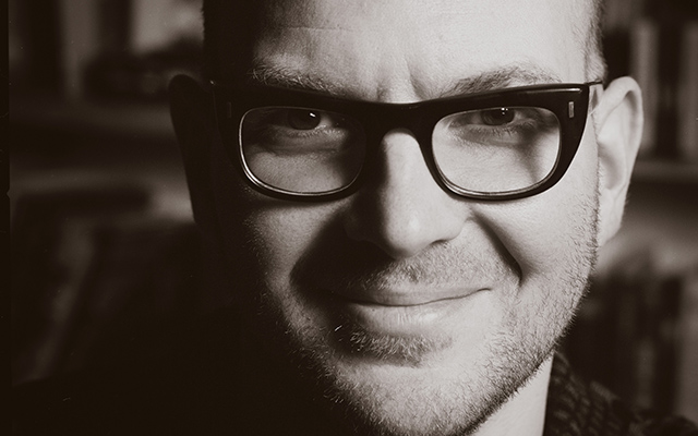 headshot of author cory doctorow