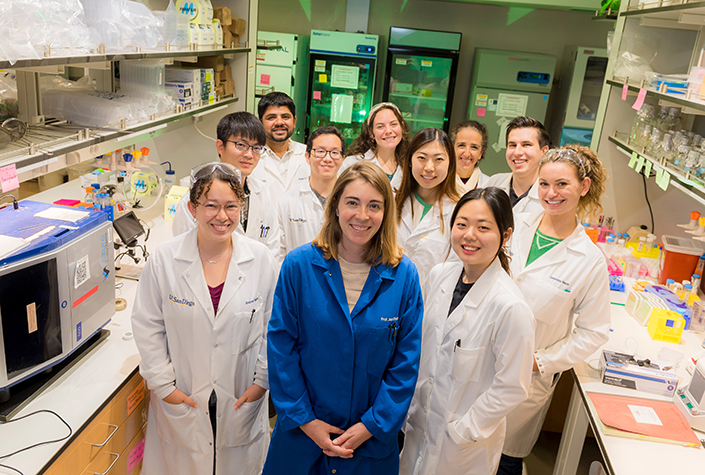 Jazz Dickinson's lab group