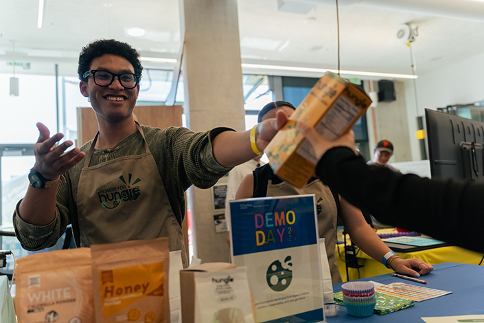 Kamaal Walker of Hungie served up its signature algae-based cookie at Demo Day — a nutrient dense treat that had attendees coming back for more.