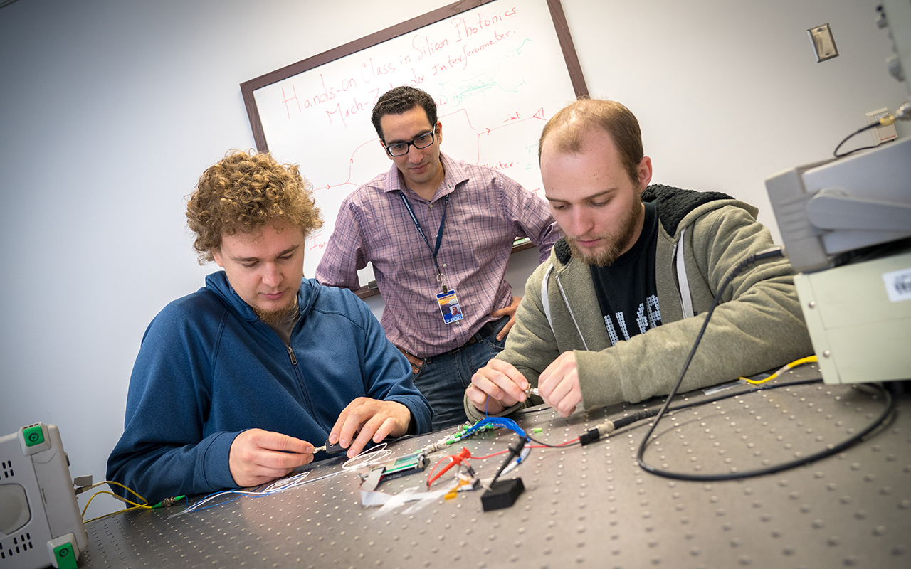 Engineers Developing Education Kit to Teach Students Practical Skills in Integrated Photonics