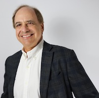 Headshot of Mark Gleiberman