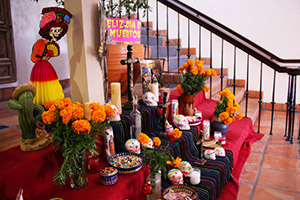 Image: Dia de los Muertos celebration altar