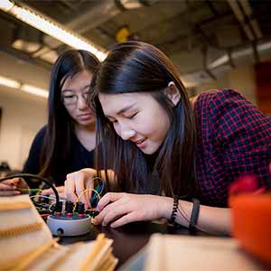 Arts and engineering students collaborate in new course at UC San Diego