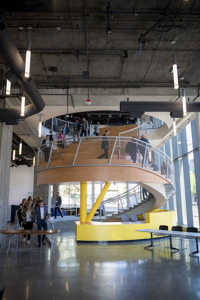 Spiral staircase with pocket stage
