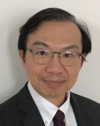 Headshot of Yu-Hwa Lo