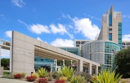UC San Diego Medical Center in Hillcrest sign