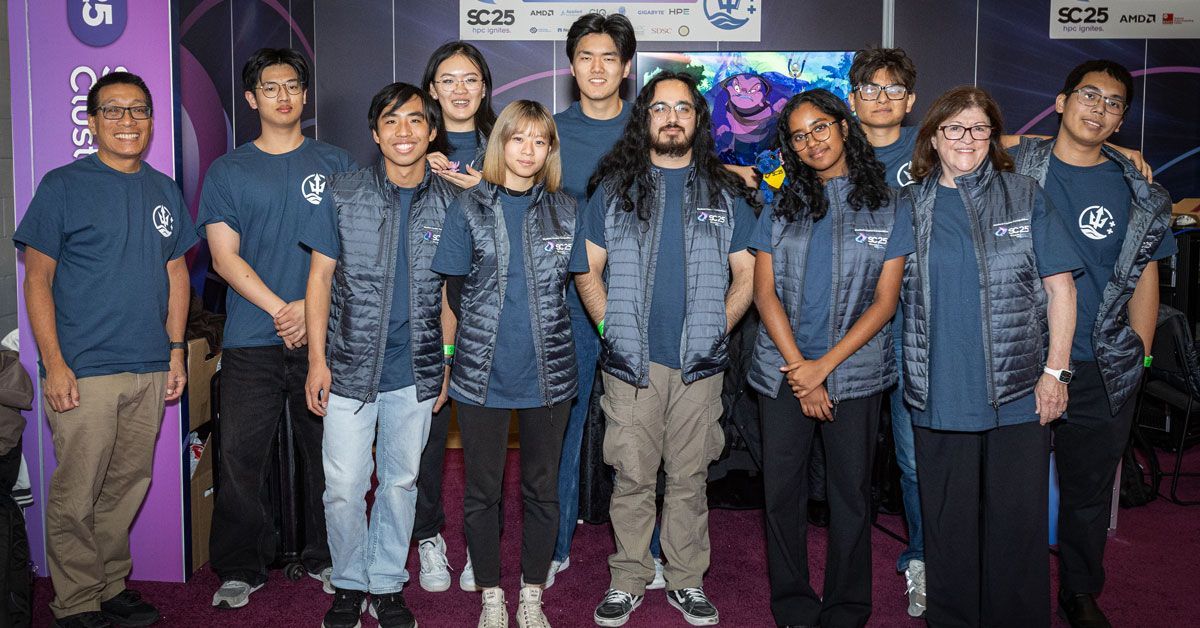 Students and their mentors at SC25.