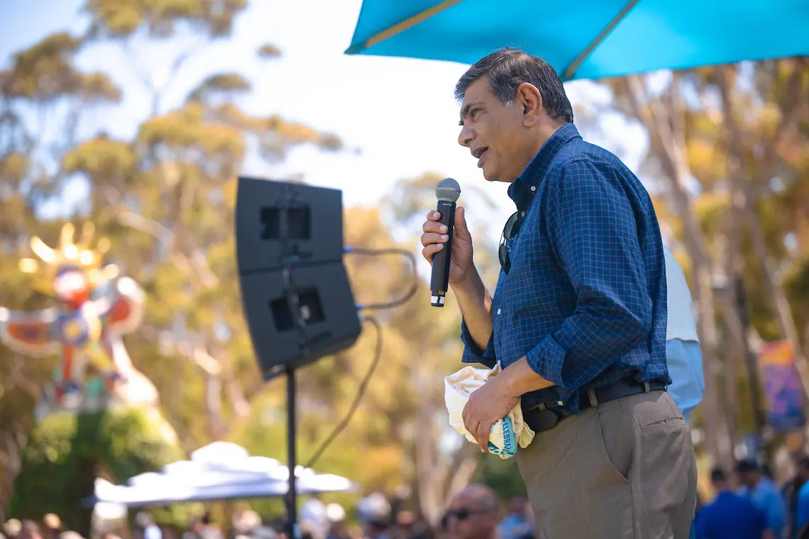 Niraj Dangoria speaks to the event attendees