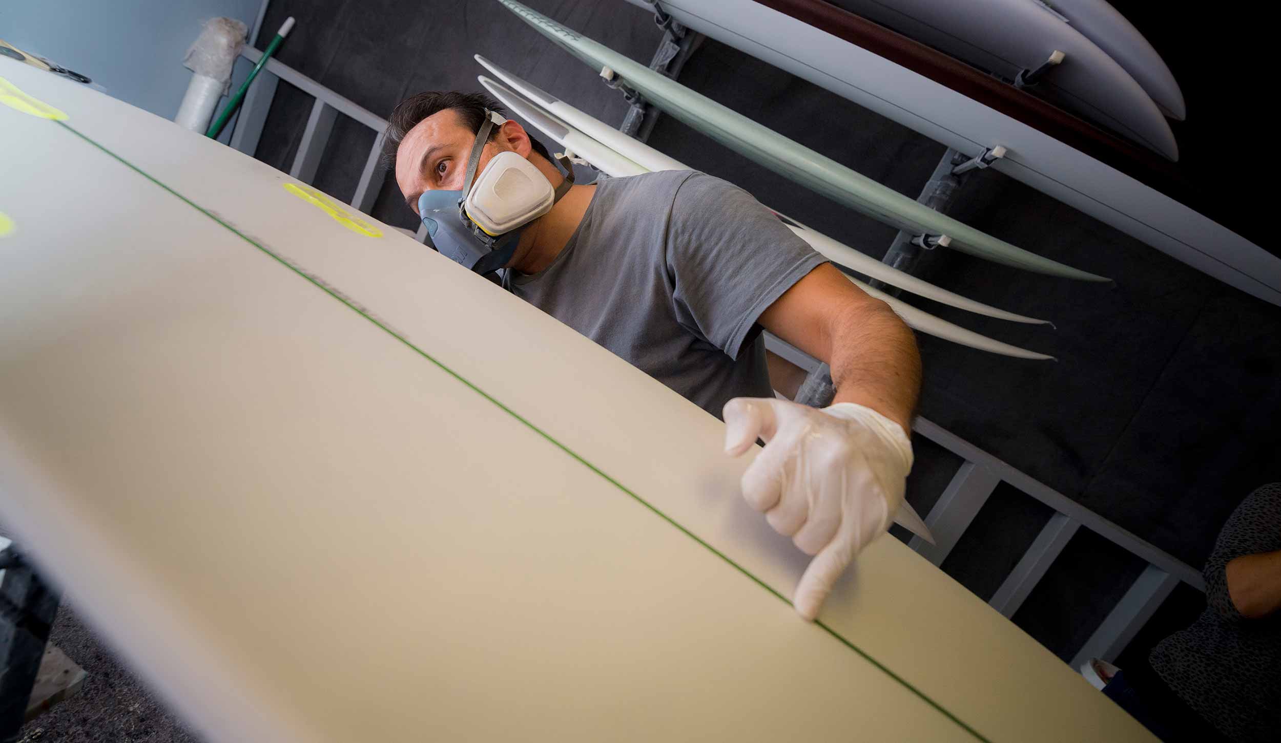 Photo: World’s first algae-based, sustainable surfboard