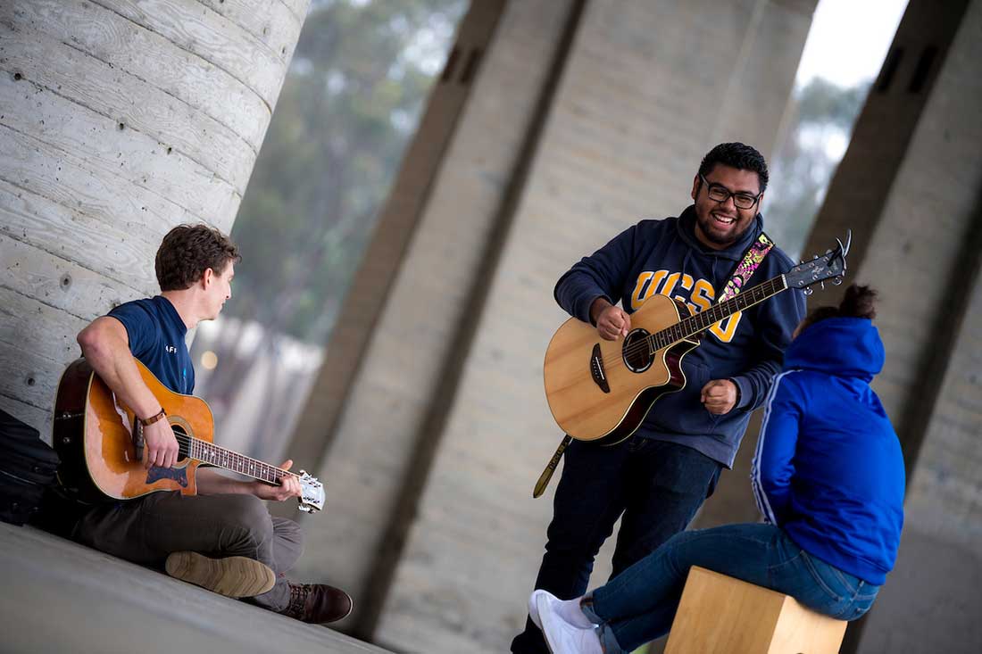 students on campus to play their musical instruments.