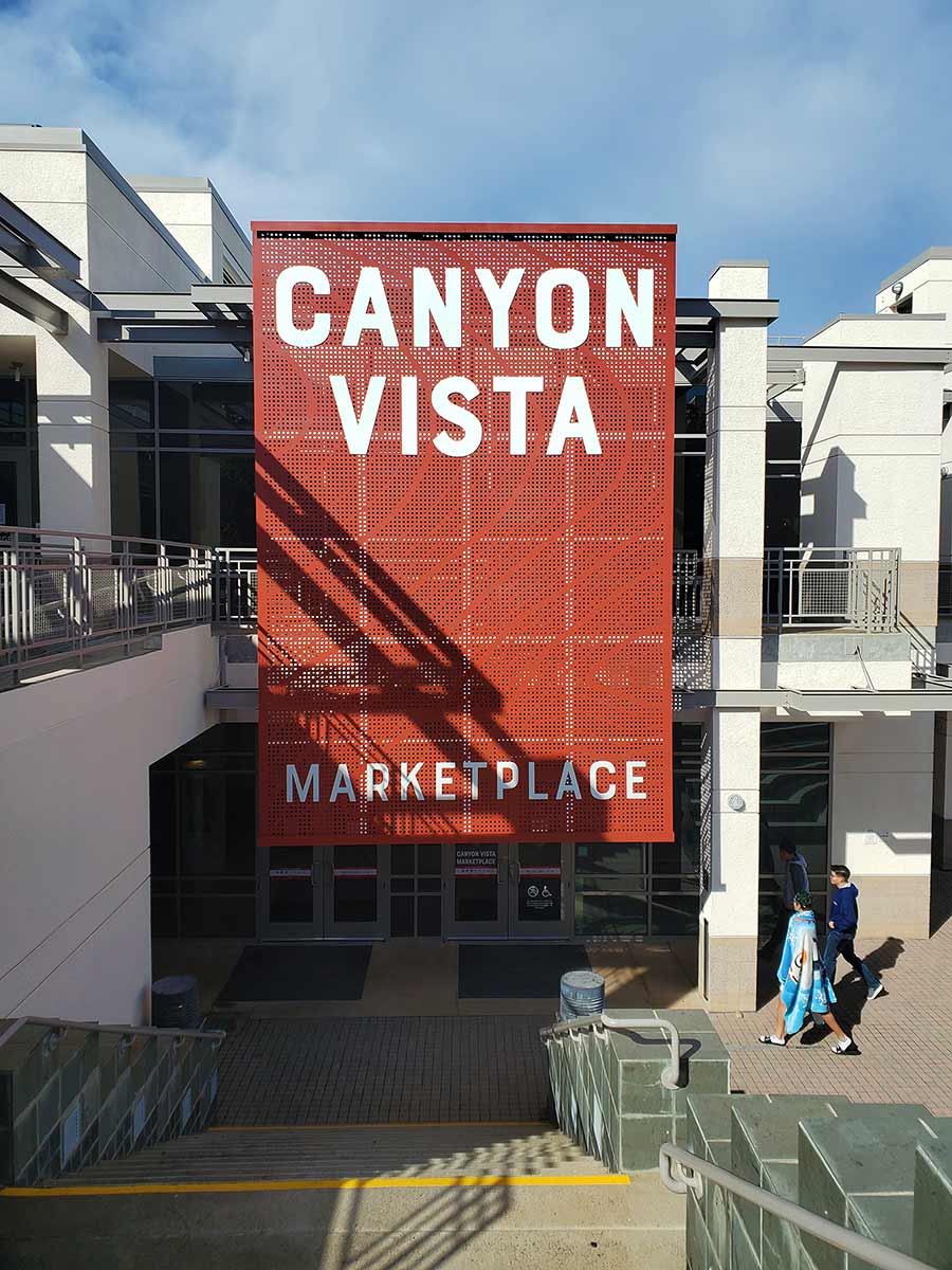 Canyon Vista Marketplace building