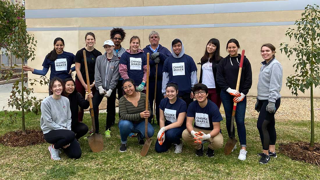 Volunteers from the campus community gather for a photo during a previous Changemaker Week celebration.