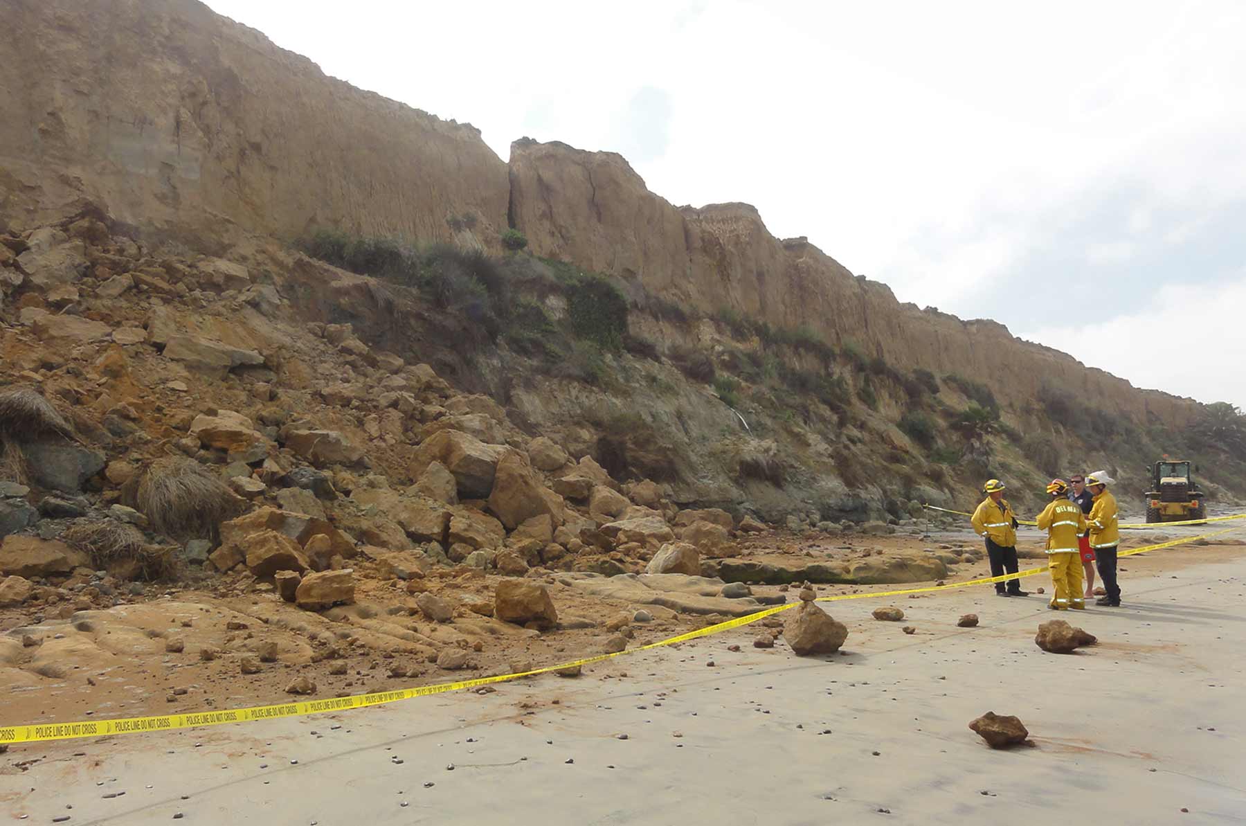 A cliff erosion survey in Del Mar Feb 28, 2021.