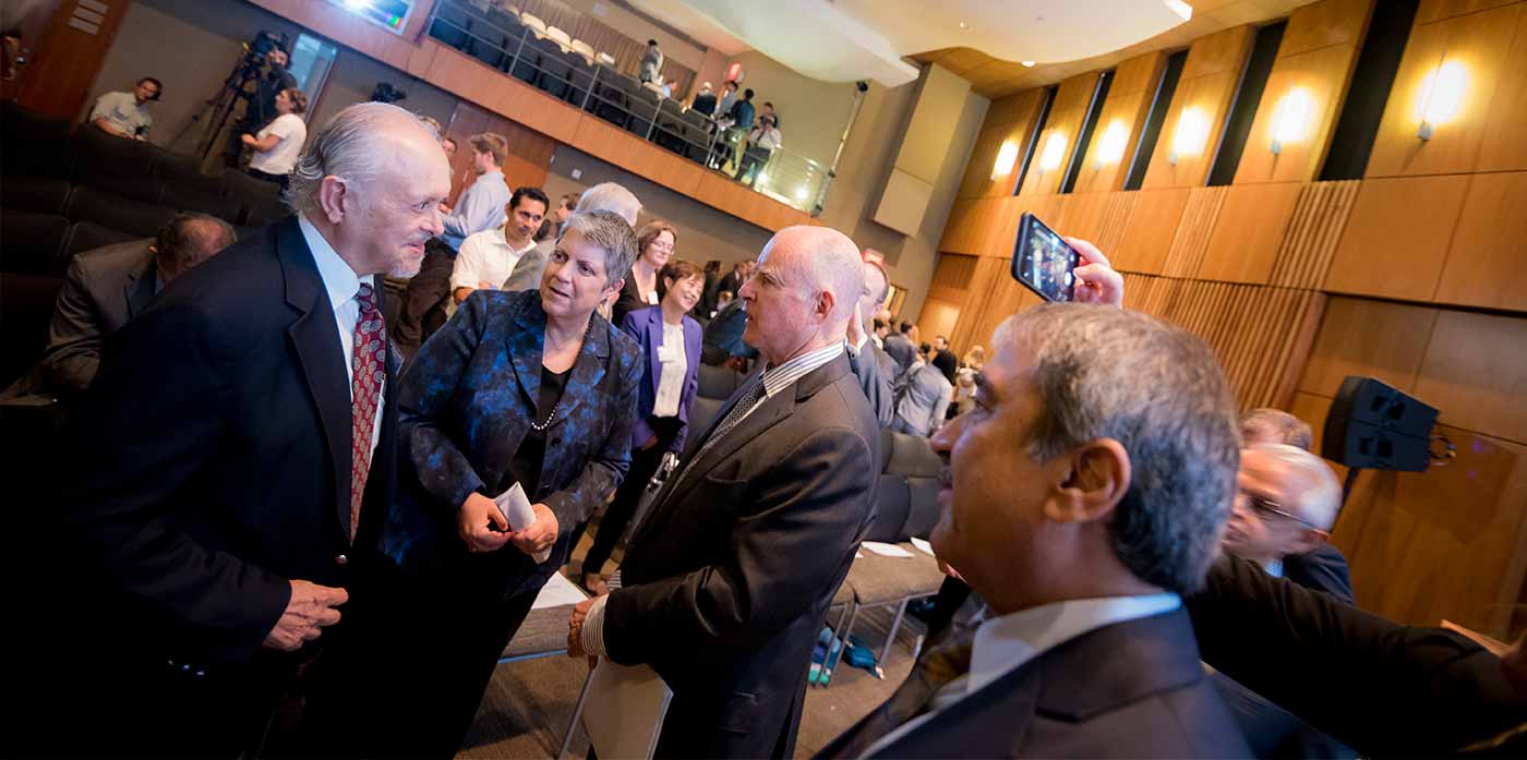 Image: Nobel Laureate and Distinguished Professor Mario Molina, UC President Janet Napolitano, California Governor Jerry Brown and Chancellor Khosla