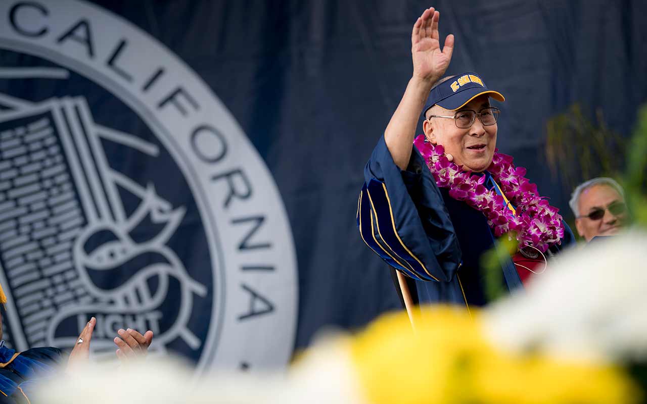 The Dalai Lama to UC San Diego Students: Young People are the Future of Humanity