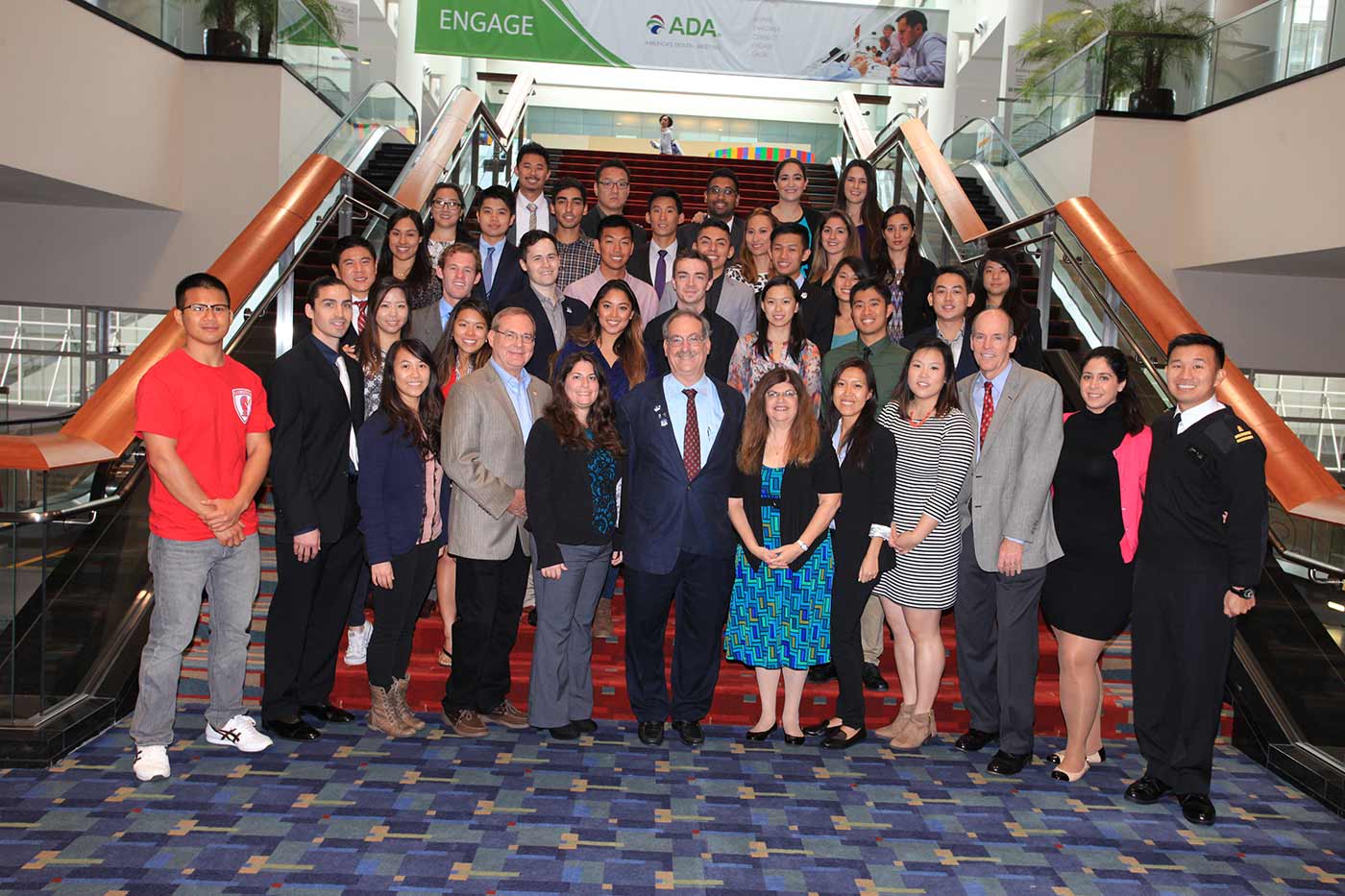 Photo of students with Donna and Irv at the Annual Meeting of the American Dental Association.