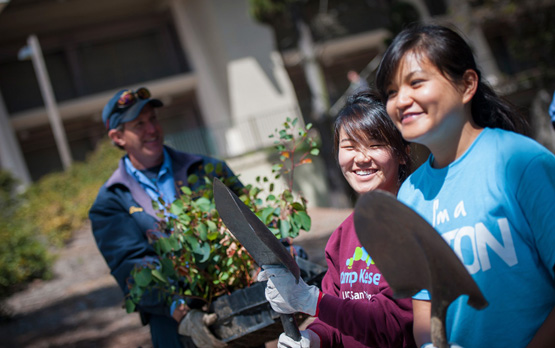 Campus Shows Its Support for Sustainability During Earth Week Celebration