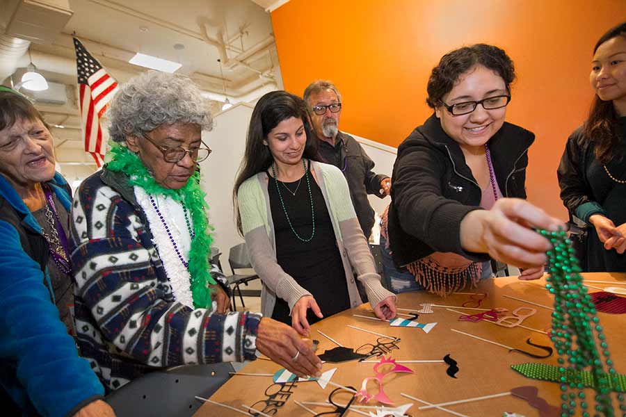 Life course scholars program arts and crafts with elders