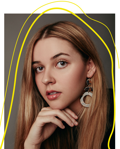 Portrait of new student Lindsey Rappaport
