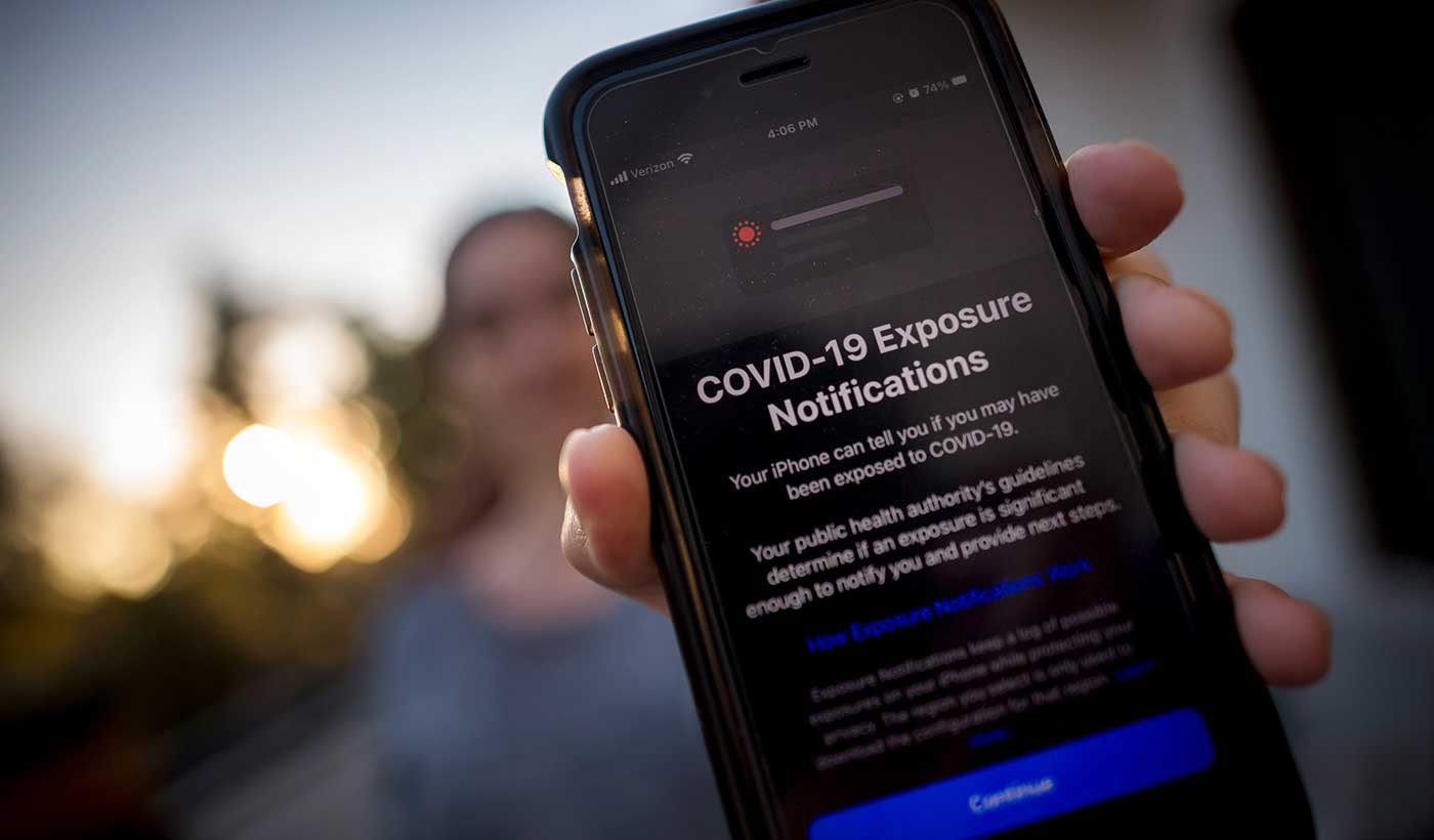 phone with covid notify app