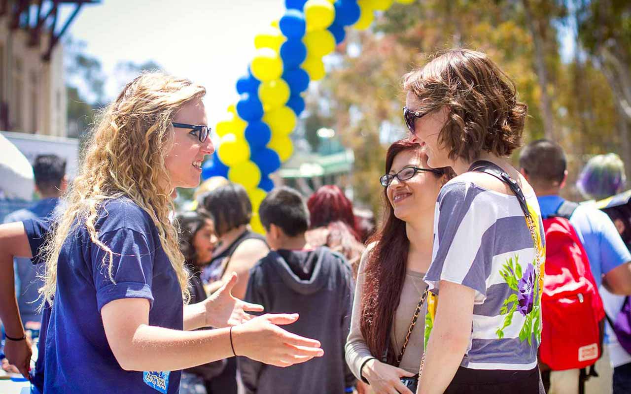 Thousands of Students and Families Attend Transfer Triton Day