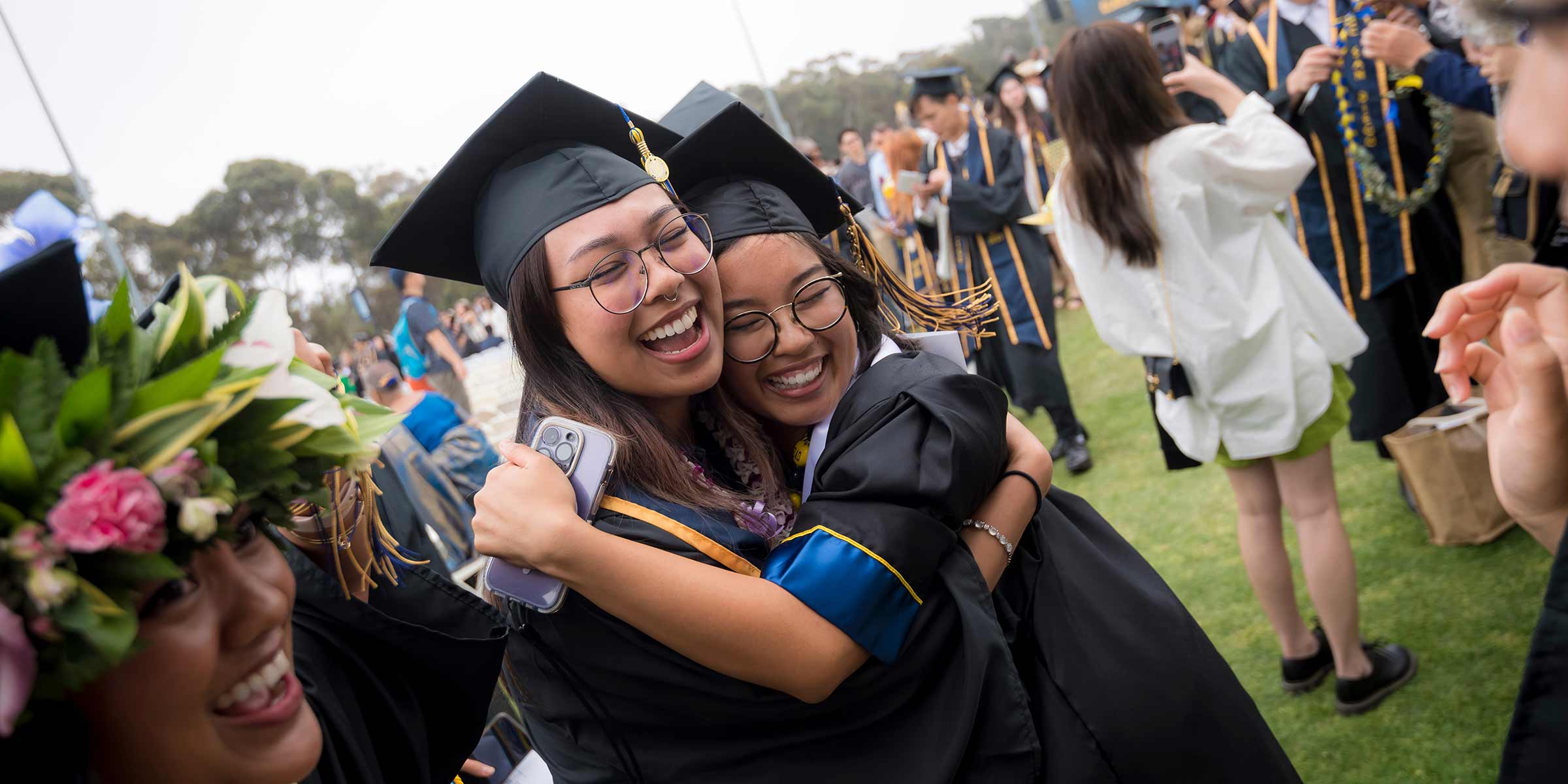 Smiles, Tears and Cheers Snapshots from Commencement