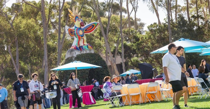 Slideshow: UC San Diego students and their families walk around Sun God Lawn during a breakfast. 