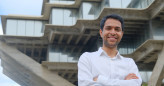 Raghav Subbaraman in front of Geisel Library